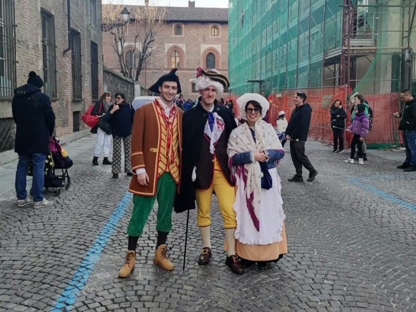 FOTOGALLERY - Torna il Carnevale per le strade di Casale